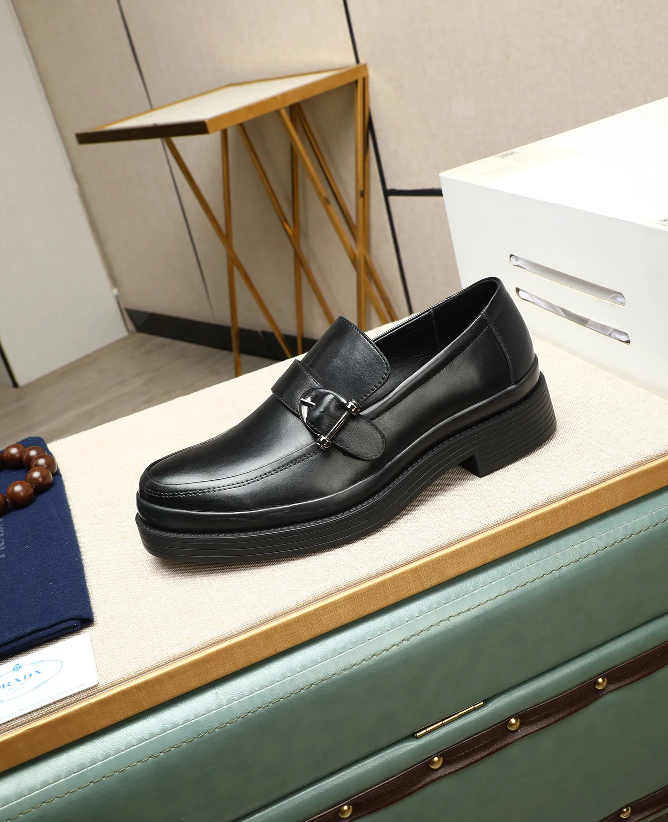Men's men's shoes 💰540 (water-dyed cow leather) 📛📛PRADA high-end counter's latest formal business leather shoes 👔original and highest quality! Imported from Italy 🇮🇹 first-layer calfskin fabric ➕ cowhide lining Original outsole Formal size: 38➖44 (45 customized)